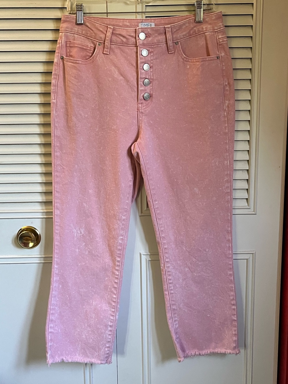 Time and Tru Button-fly Pink Cropped Jeans Sz 8